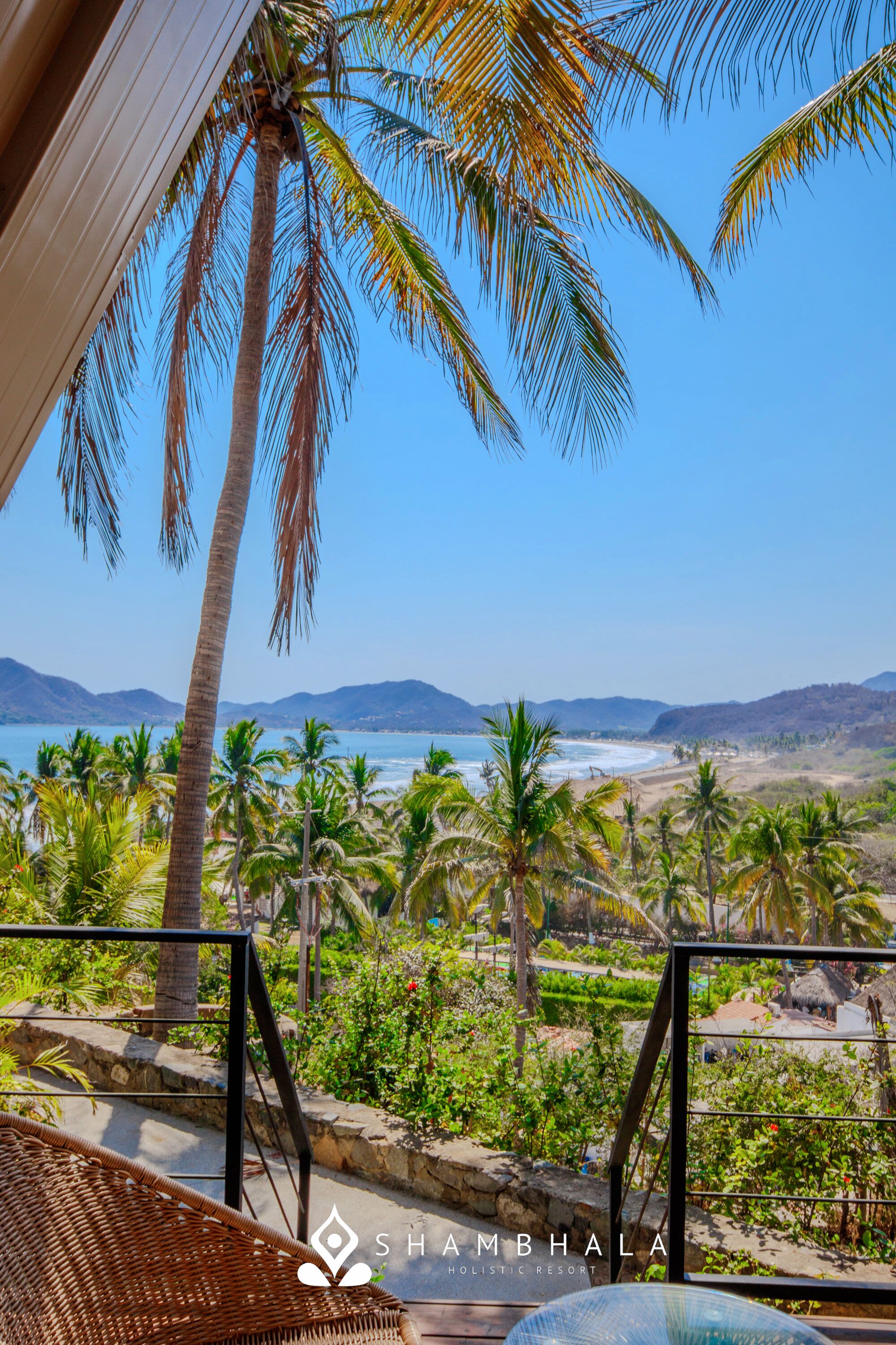 Double Room, Balcony, Beach View | Property grounds