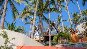 Double Room, Balcony, Beach View | Exterior