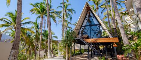 Kahden hengen huone, parveke, rantanäköala | Ulkoalueet