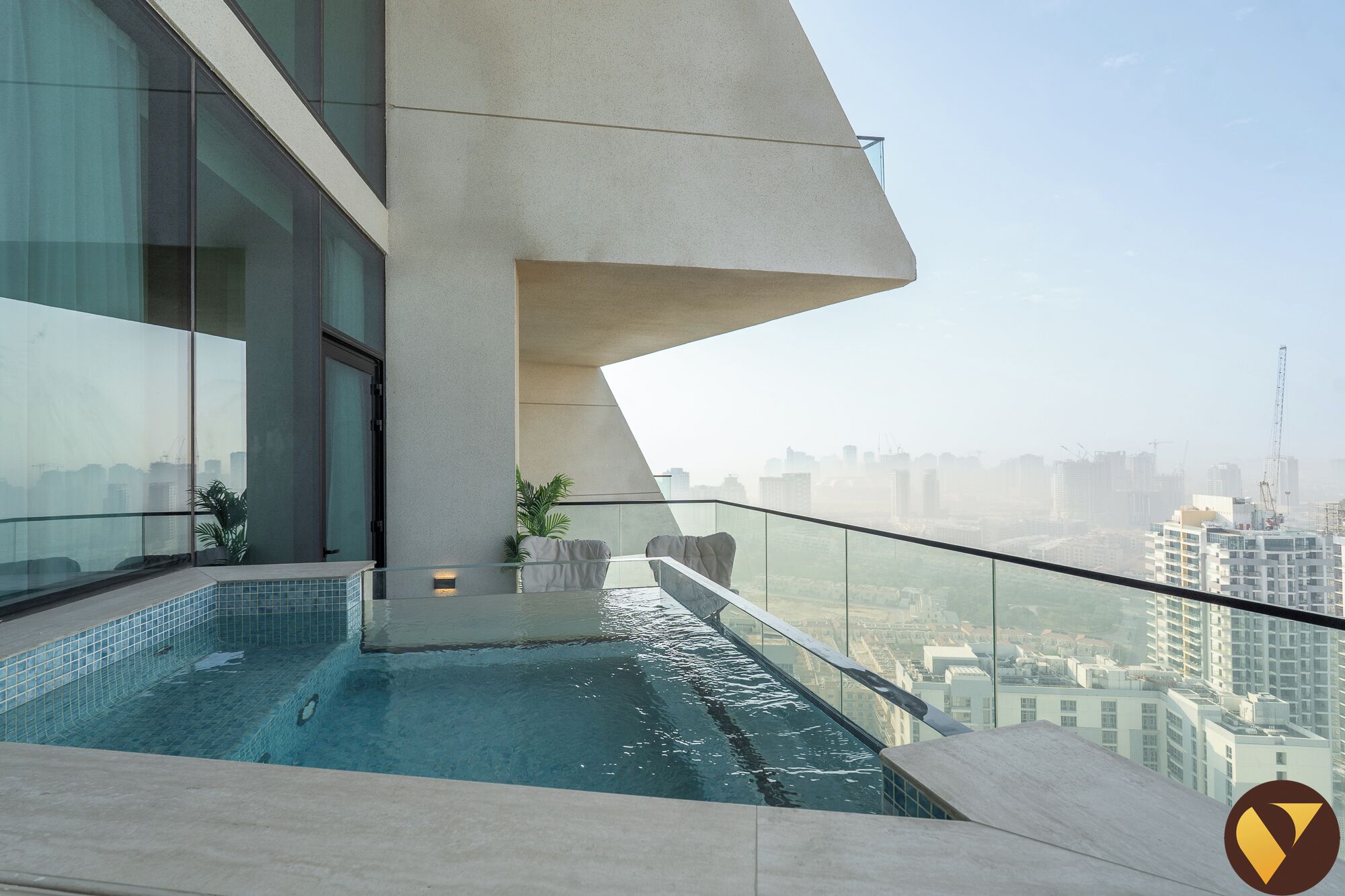 Private pool
