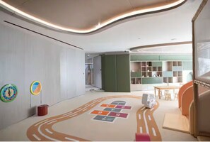 Children's play area - indoor - Vogue | Binghatti Phantom JVC near Circle Mall (Dubai)