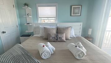 3 bedrooms, iron/ironing board, travel cot, free WiFi