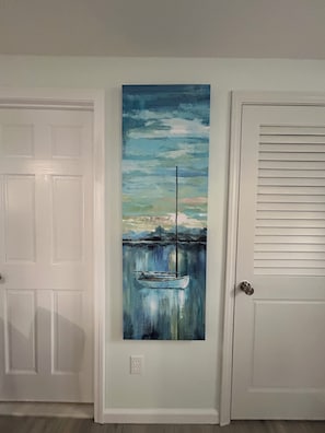 Interior - Chic Coastal Home, Family- Friendly, Walk to Beach, Shopping, Restaurants (Hampton)