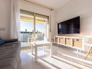 TV - Neptuno by Interhome (Cambrils)