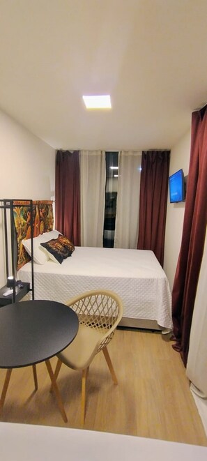 Comfort Villa | Individually decorated, soundproofing, free WiFi, bed sheets - MEDIEVAL VILLAGE LOFTS (Canela)
