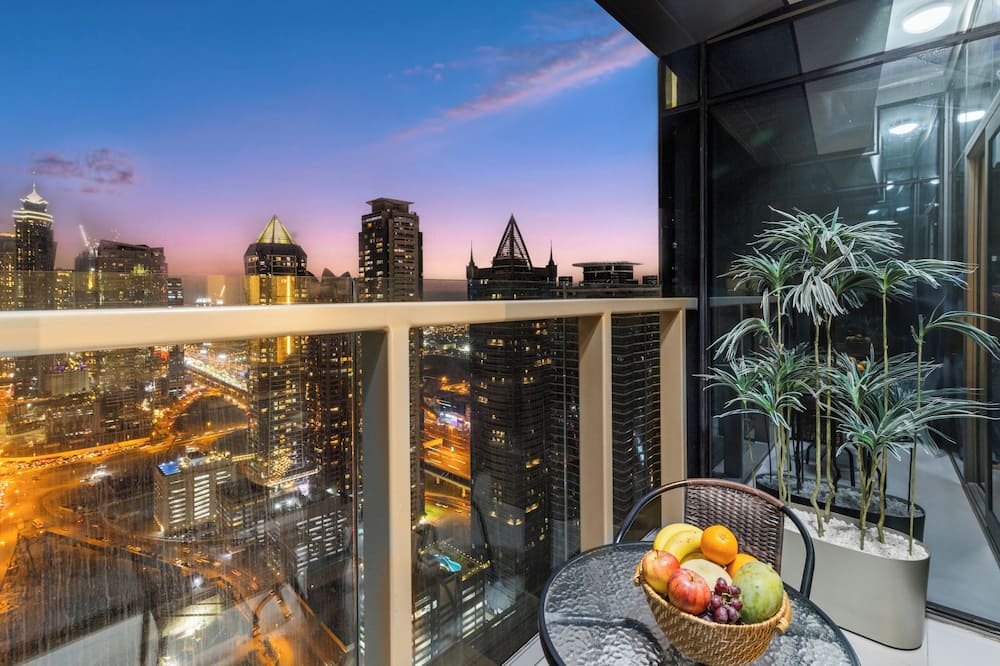 Gogoto 1BR Infinity Pool High Floor