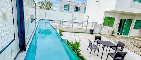 Piscine extérieure