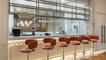 Bar (en la propiedad)