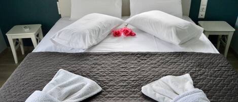 Iron/ironing board, travel cot, free WiFi, bed sheets