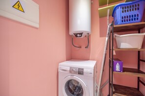 Interior - 'Bapu' Apartment with Balcony and Wi-Fi (L'Aldea)