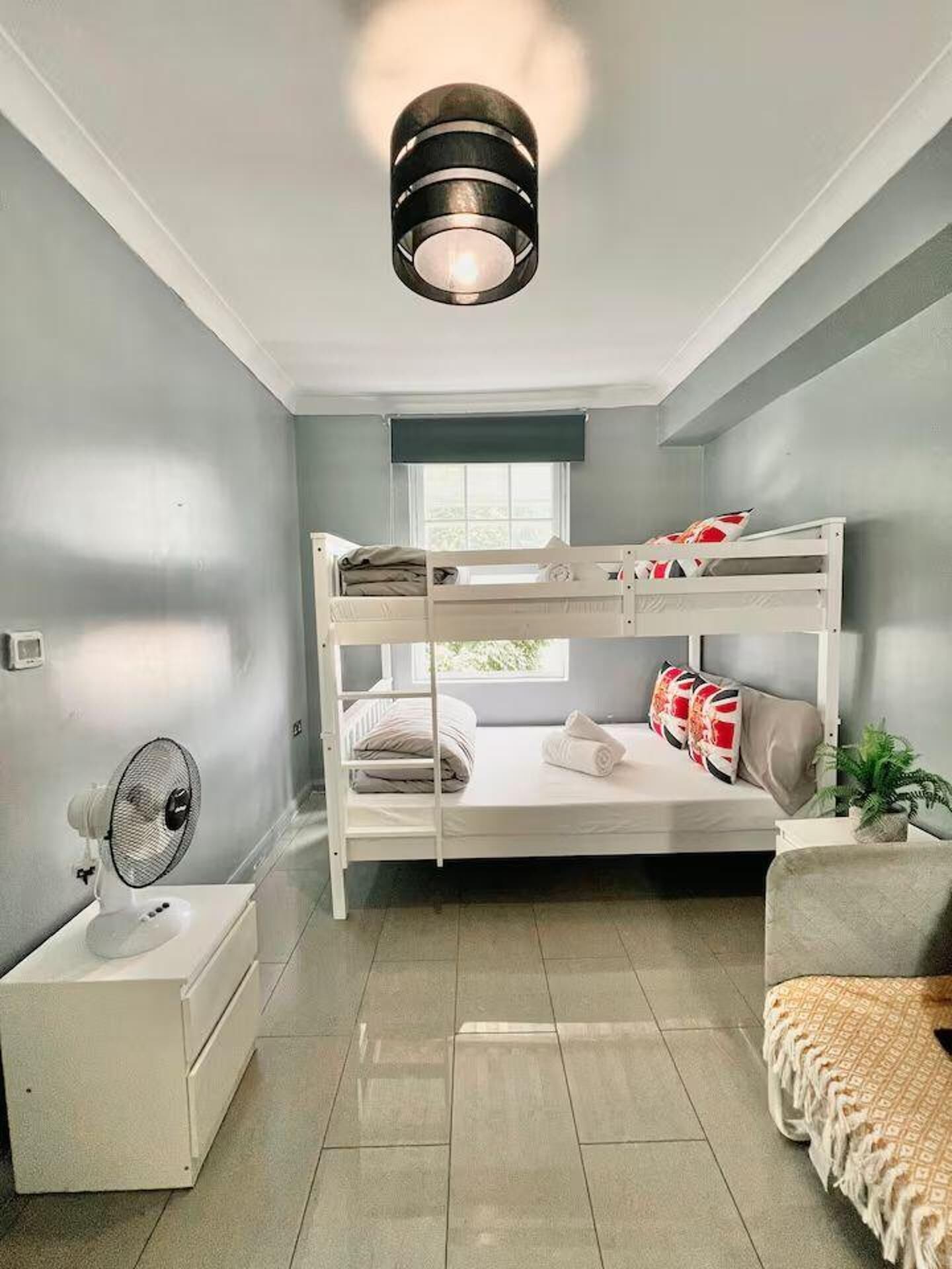 3 bedrooms, iron/ironing board, free WiFi, bed sheets