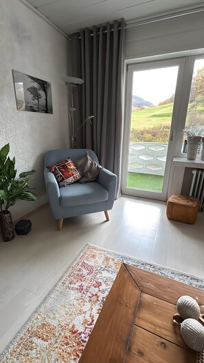 TV - Hirschblick Apartments Willingen, Bontkirchen (Brilon)