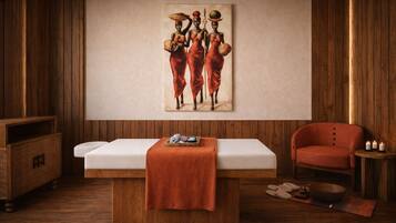 Salas de tratamiento para parejas, un sauna, baño turco