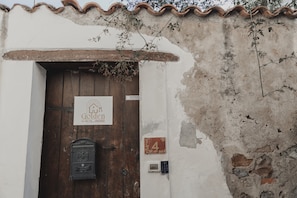 Exterior detail - Golden Dream Room with Wi-Fi and Air Conditioning (Cefalù)