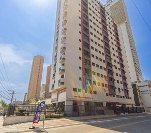 Apartment | 1 bedroom - Apto Pet Friendly Beira-mar c Garagem no Boqueir o (Praia Grande)