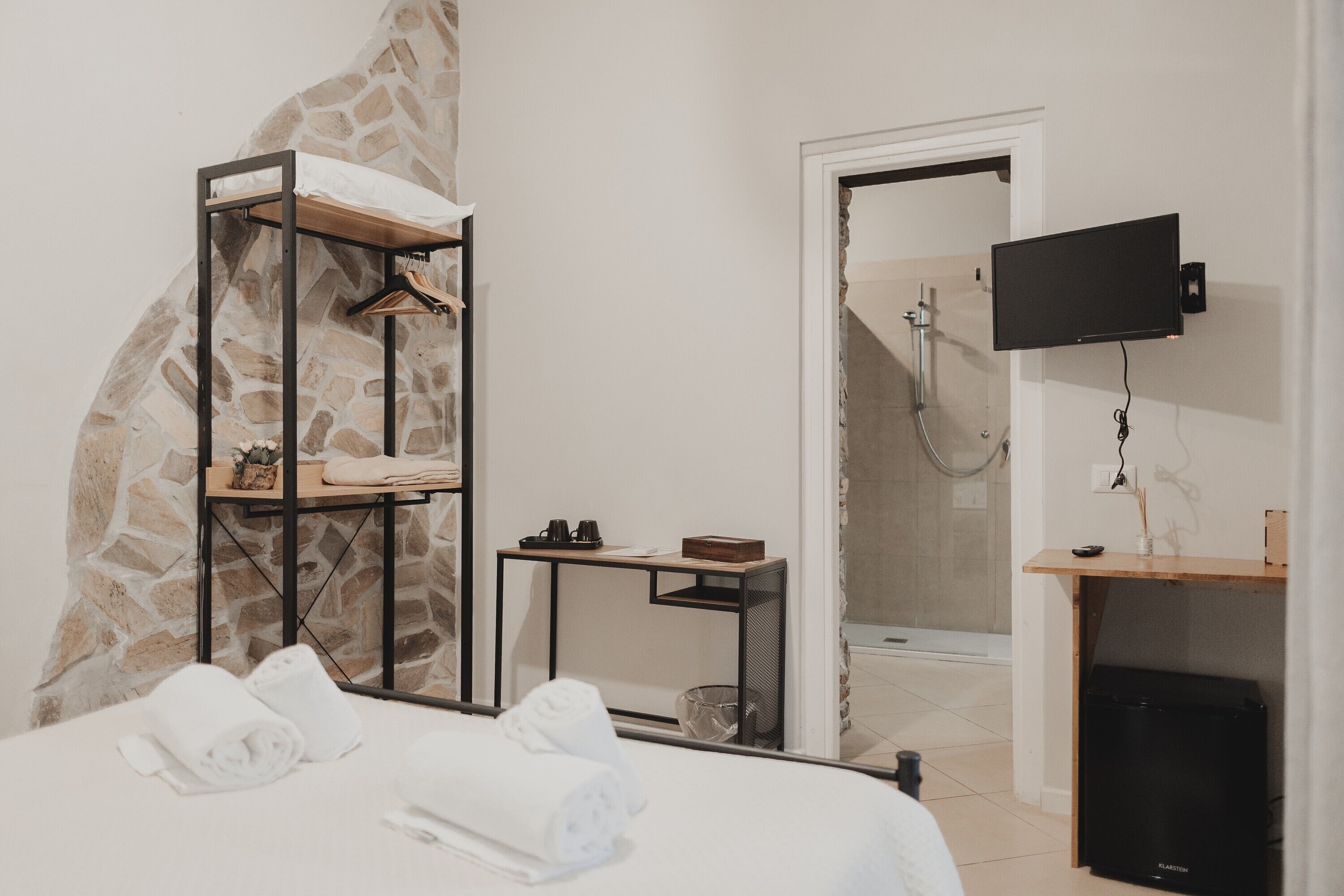 Fer et planche à repasser, Wi-Fi, draps fournis