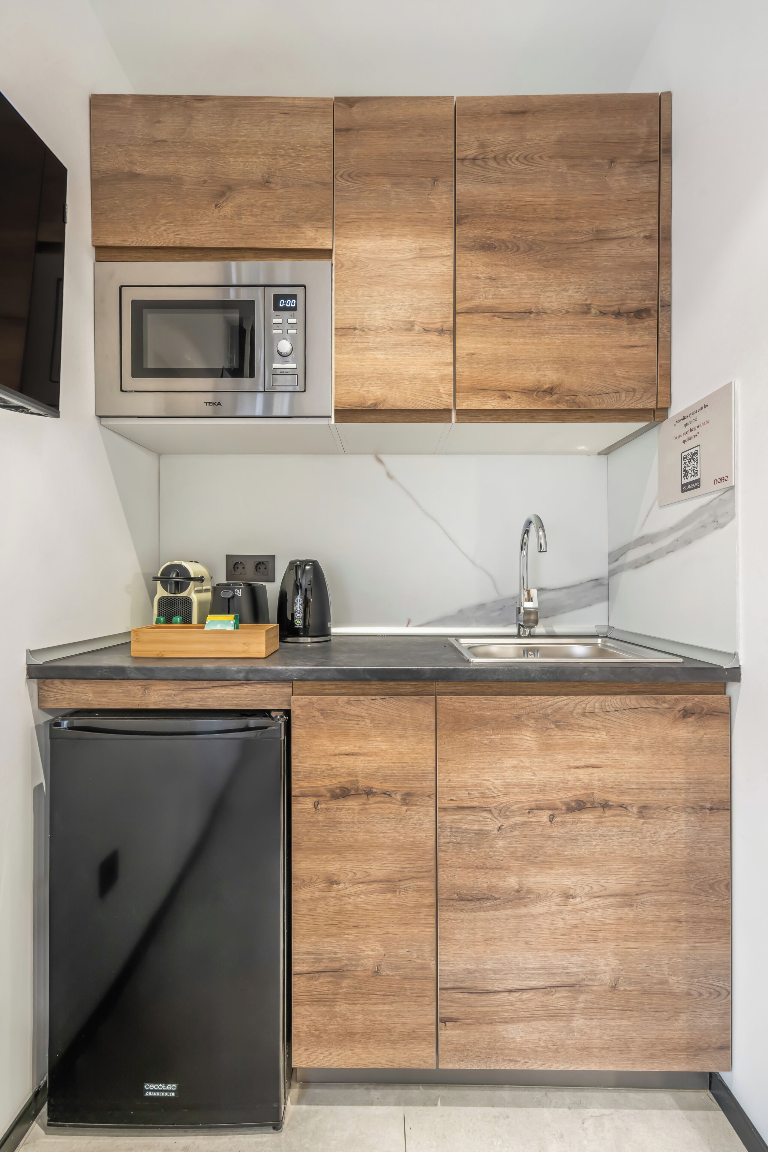 Tweepersoonskamer | Magnetron