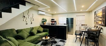 Very Safe Clean Comfortable, Excellent Location
Renovated Townhouse San Fernando