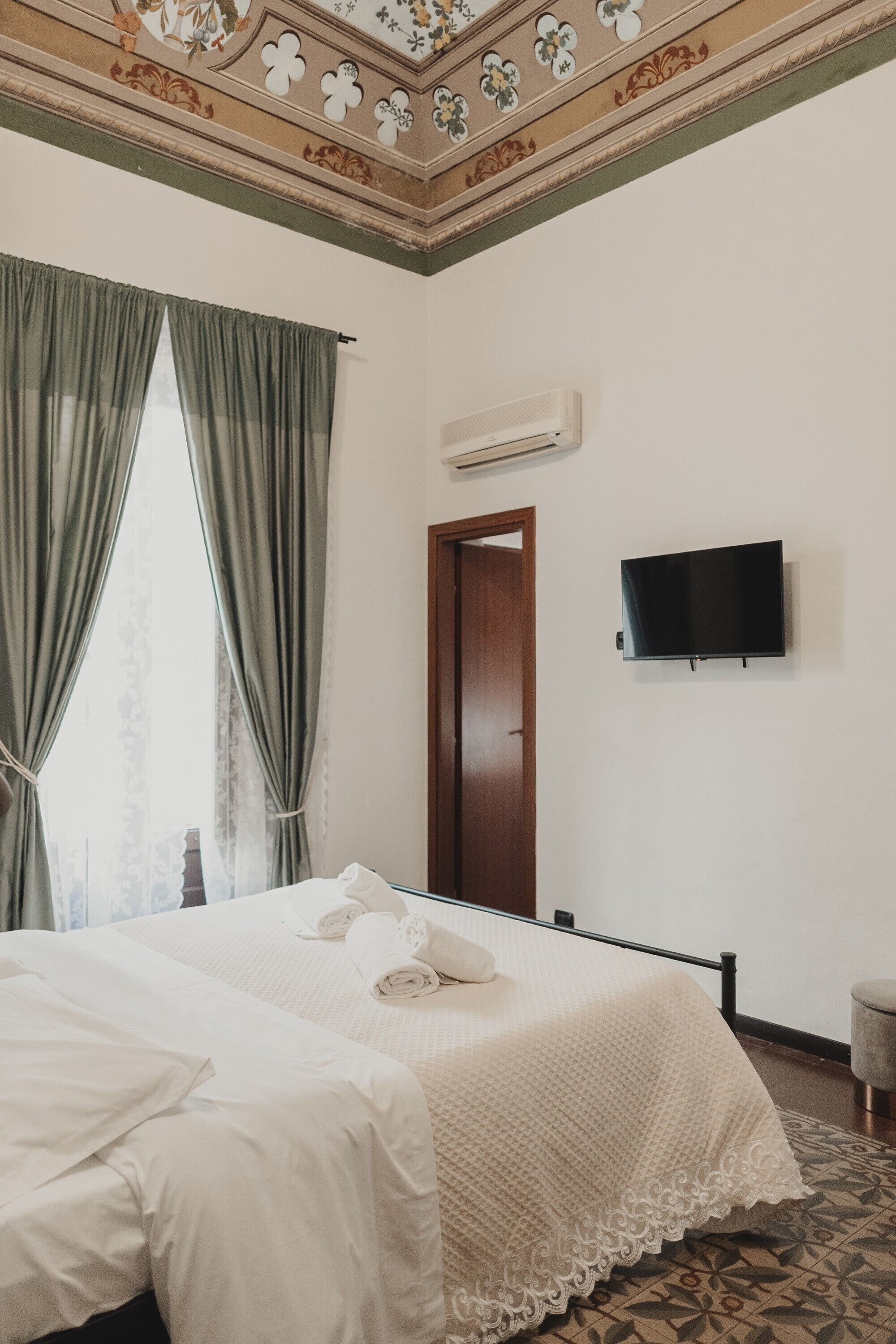 Strykejern/-brett, wi-fi og sengetøy