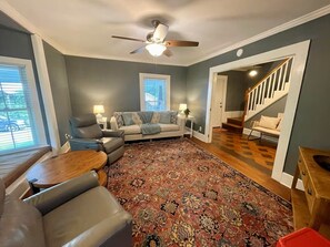 Living area - Good Ol' Country Farmhouse (Moncure)