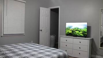 2 bedrooms, WiFi, bed sheets