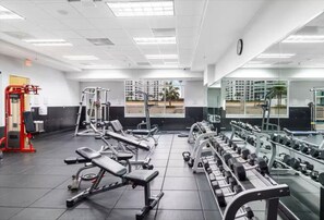 Fitness facility - Memorable Brickell High (Miami)