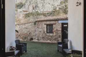 Property grounds - Room of Memories with Wi-Fi and Air Conditioning (Cefalù)
