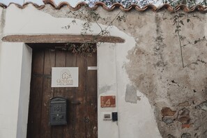 Exterior detail - Room of Memories with Wi-Fi and Air Conditioning (Cefalù)