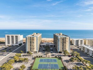 Sports court - Braemar Towers S 1406 (Ocean City)