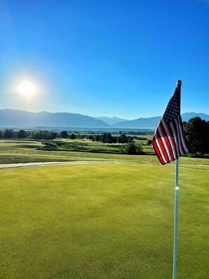 Golf - El Western Cabins & Lodges (Ennis)