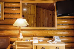 Huone, tupakointi kielletty, siivous | Sisätilat