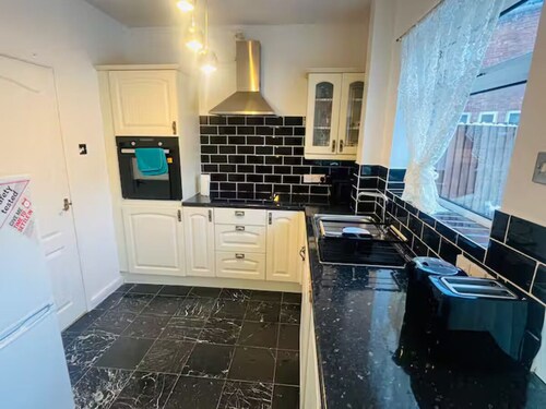 Comfortable 2-Bed Flat in Heart of Tyne & Wear - Pass the Keys