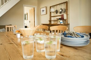 Dining - Hawthorn Cottage, Little Haven (Little Haven)