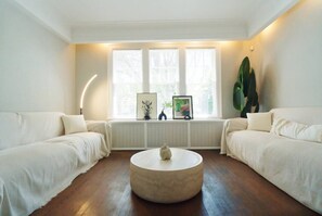 Imagen sin descripción, 3 de 39, botón