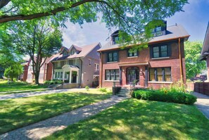 Imagen sin descripción, 5 de 39, botón