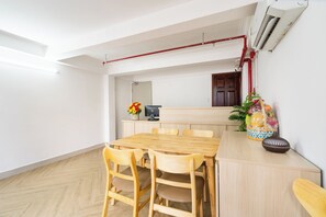 Dining - Chill Hill Hotel & Home (Thanh Pho Ho Chi Minh)