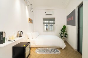 Deluxe-herbergi með tvíbreiðu rúmi - borgarsýn | Að innan