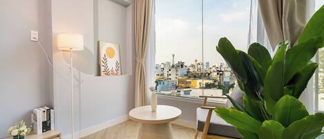 City-Studio, Balkon, Stadtblick | Innenbereich