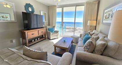 Beach Club B502 -Direct Gulf View-Right On The Beach-Pool/Hot Tub-WiFi! Sleeps 5
