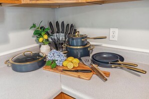 Microwave, oven, stovetop, dishwasher