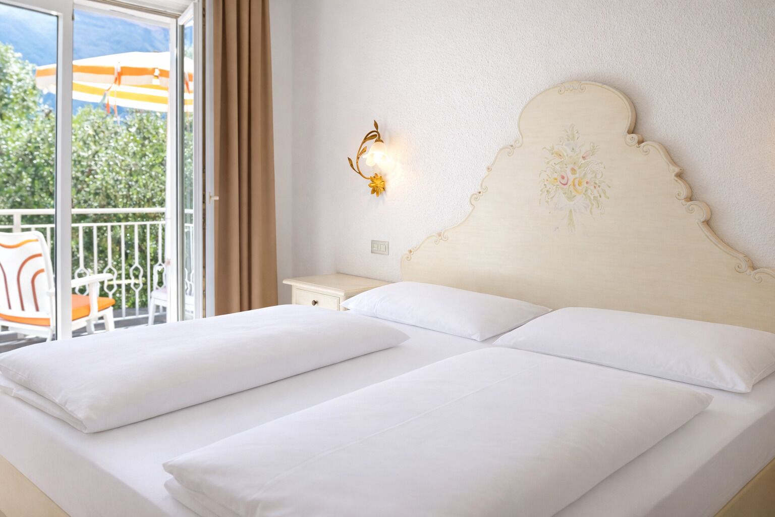 Standard Double or Twin Room, Patio, Garden View | In-room safe, free WiFi