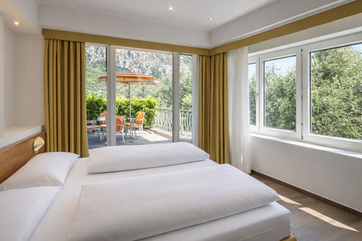 Superior Room, Patio, Garden View | In-room safe, free WiFi