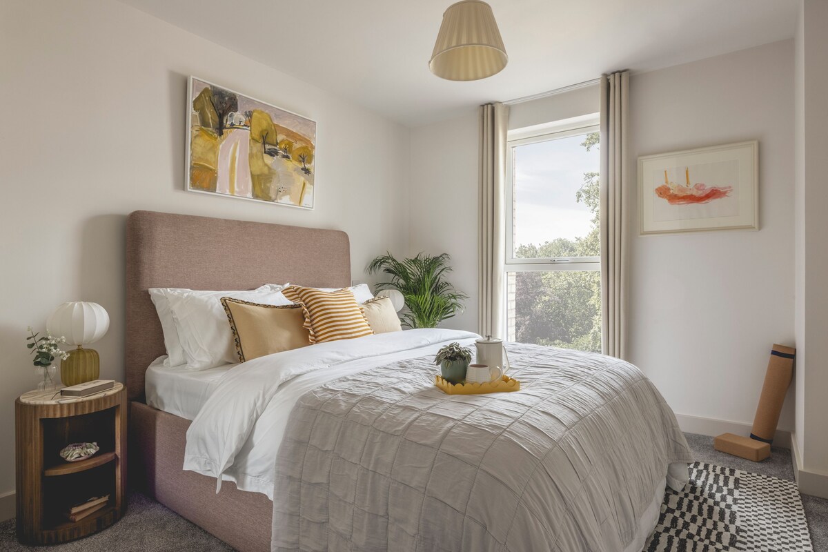 One Bedroom Apartment - Balcony