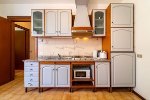 Private kitchen - Primula Comfort Apartment (Bellagio)