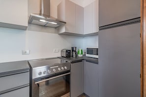 Microwave, oven - Ca` Maria Acero Apartment (Bellagio)