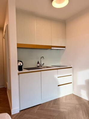 Apartemen Superior | Meja kerja, ruang kerja ramah laptop, dan Wi-Fi gratis