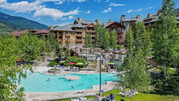 Piscine extérieure, piscine chauffée