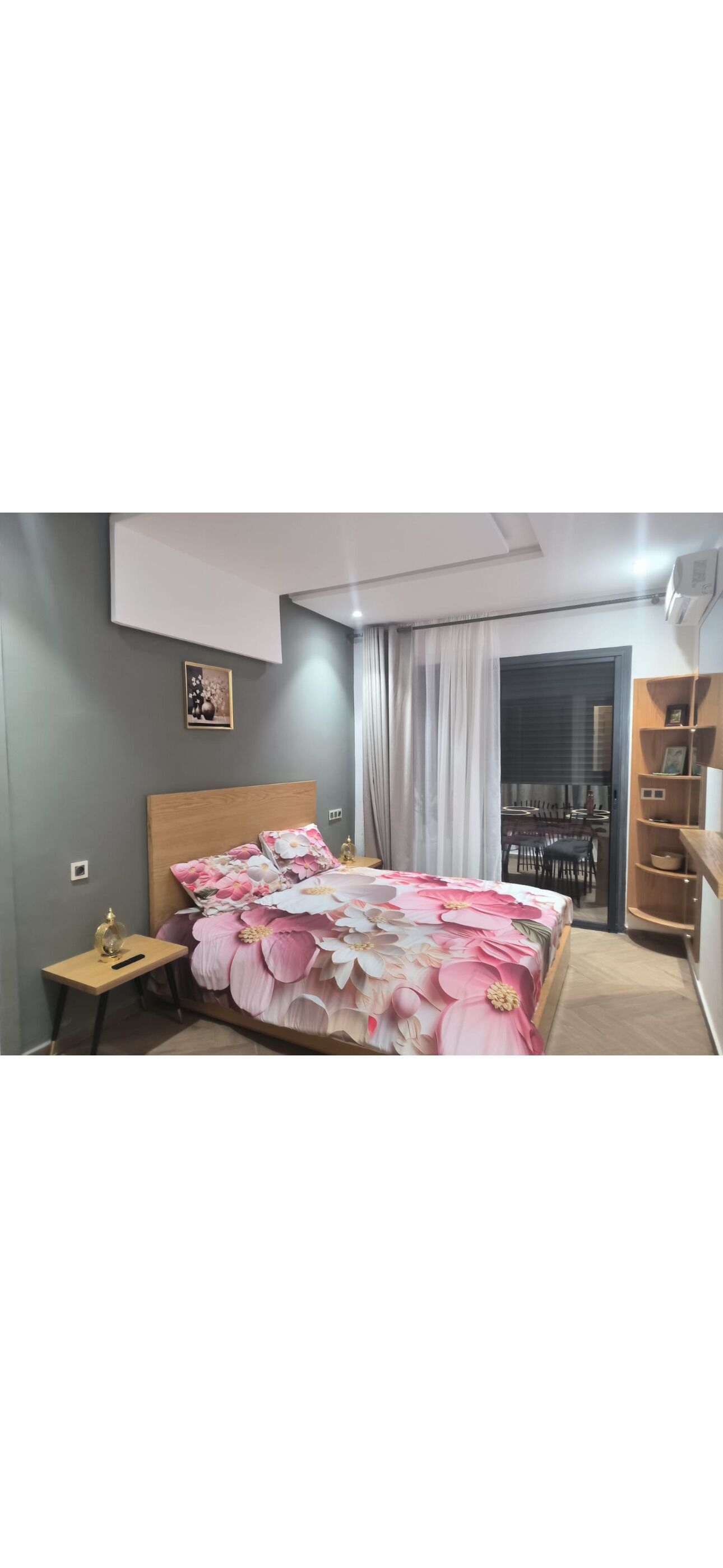 Bügeleisen/Bügelbrett, Internetzugang, Bettwäsche