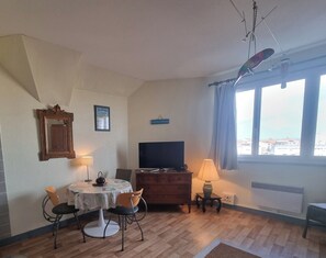 Dining - Comfortable studio in the heart of Arcachon (Arcachon)