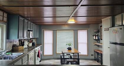 20 miles from the Missouri River!! 3-bedroom mobile home in Kimball